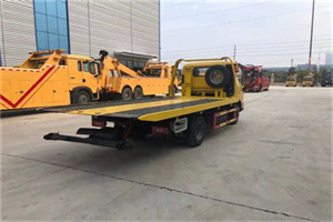 集宁非事故拖车