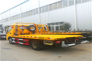 集宁附近拖车救援搭电